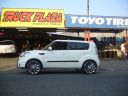 kia Soul ,  Rodas Scirocco aro 20 , e pneu 225 35 20.